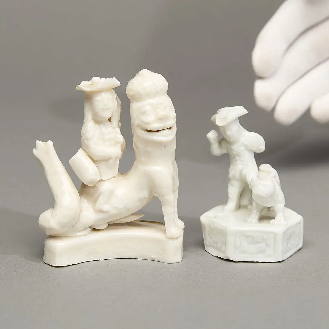 2 Dehua Blanc de Chine Whistles