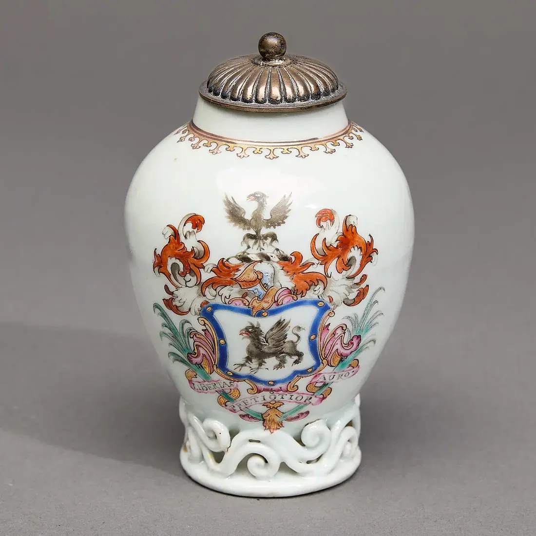 Chinese Export Armorial Tea Caddy - Godfrey