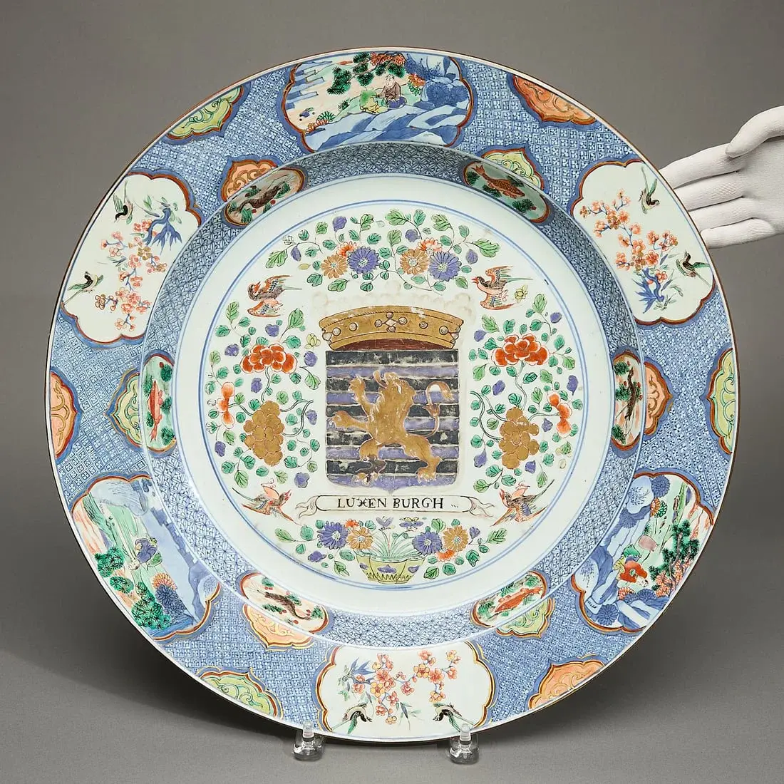 Very Large Early "Luxenburgh" Provinces Charger