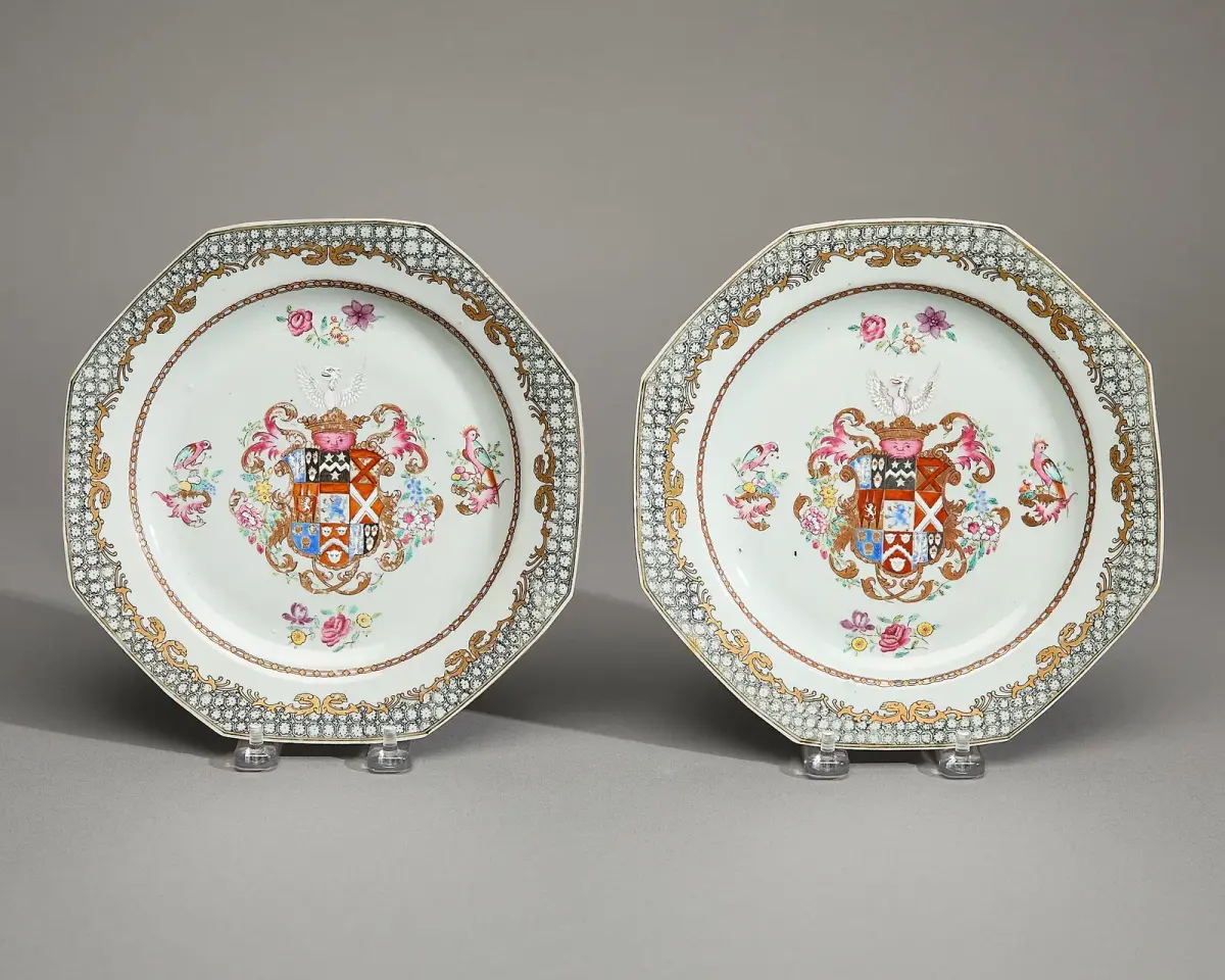 Pr Export Octagonal Armorial Plates - Cotton