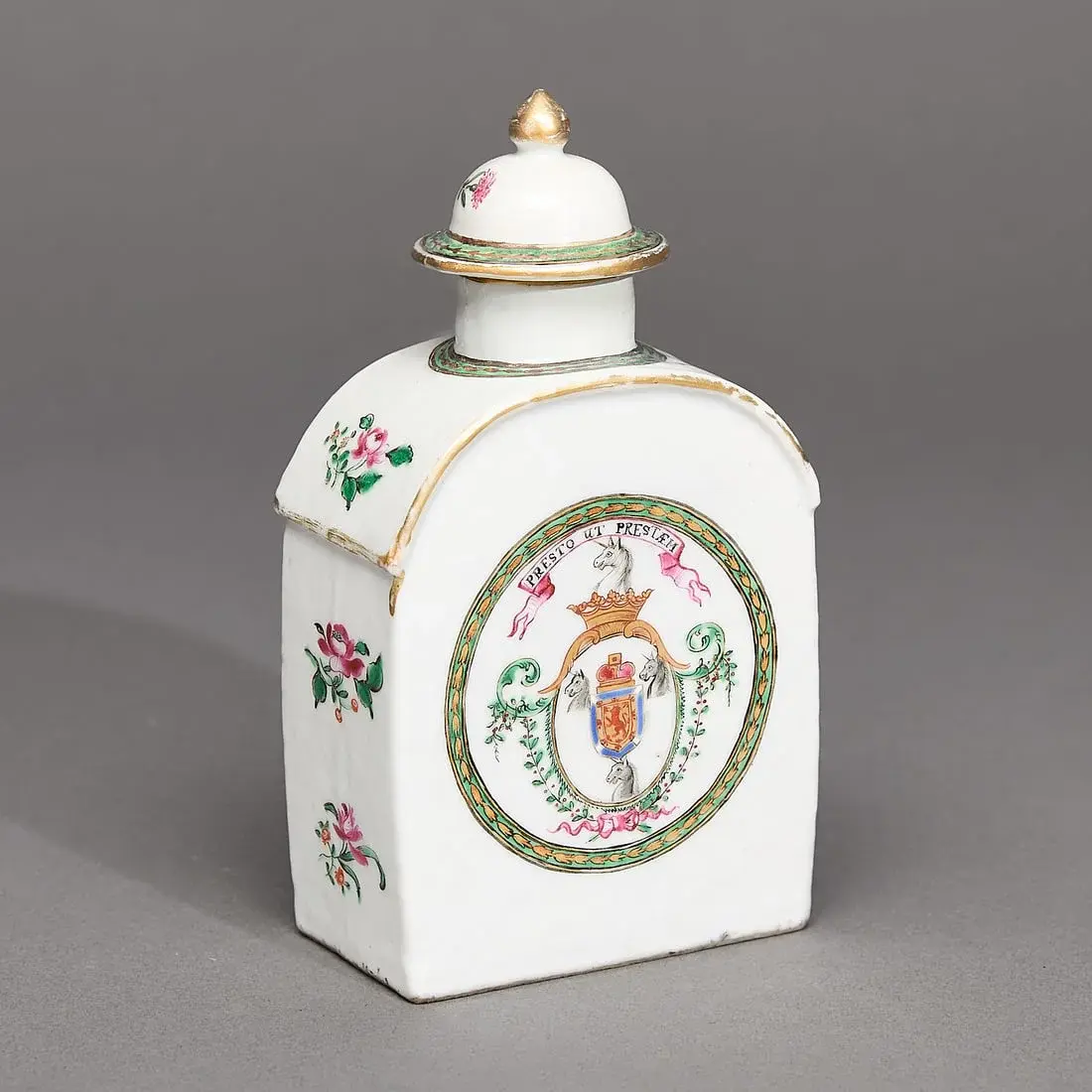 Chinese Export Scottish Armorial Tea Caddy