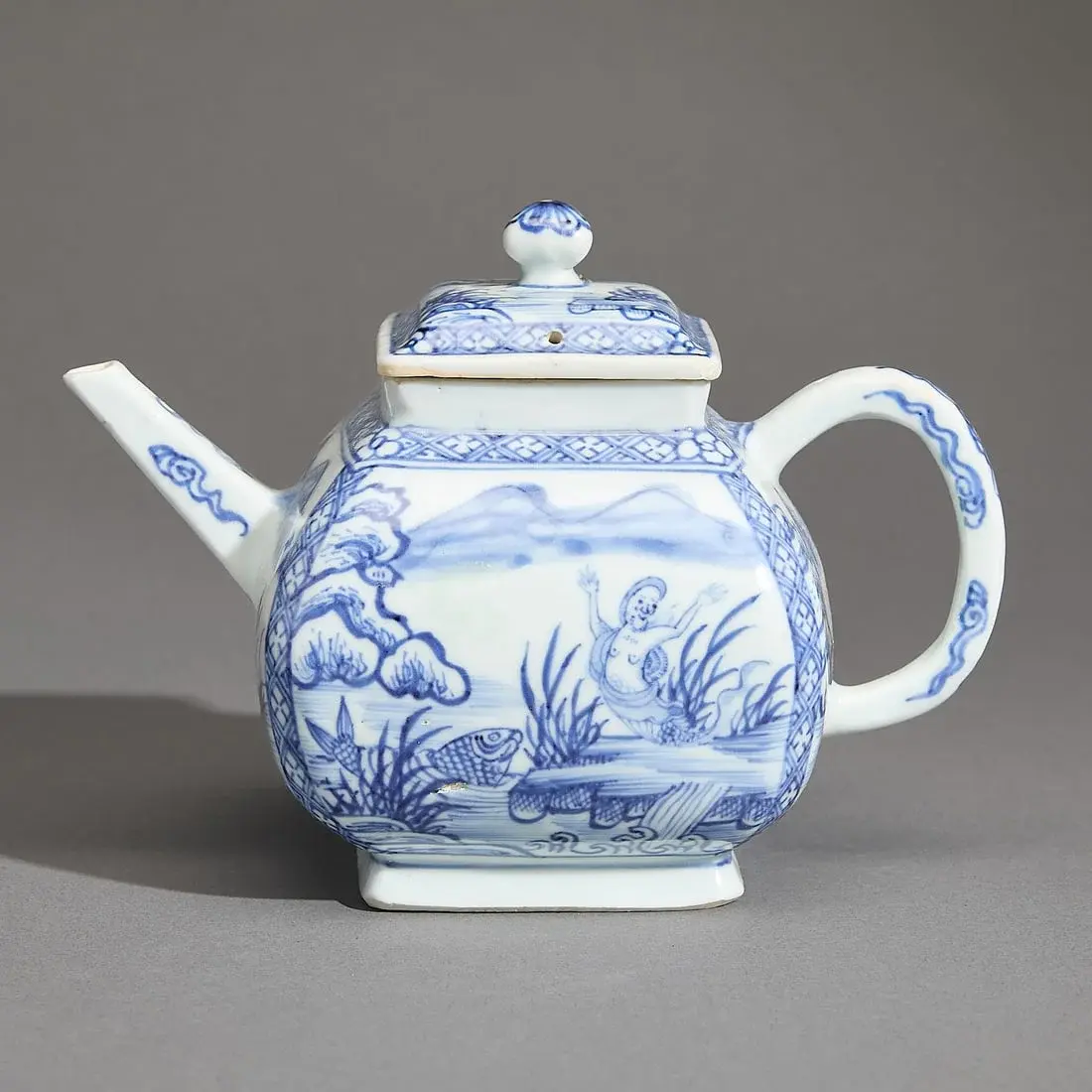 Chinese Export Mythological Mermaid Teapot