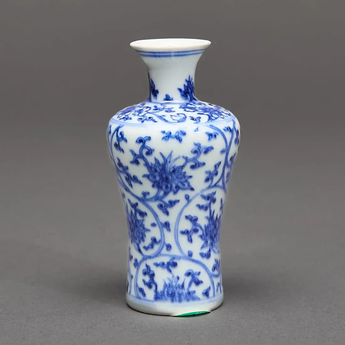 Chinese Hatcher Cargo Shipwreck Porcelain Vase