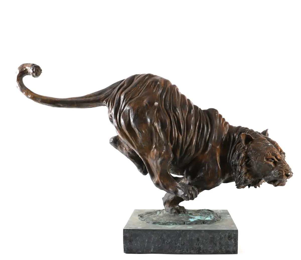 STUNNING "CHINESE TIGER" SCULPTURE by José Maria DAVID (1944 - Lot 238