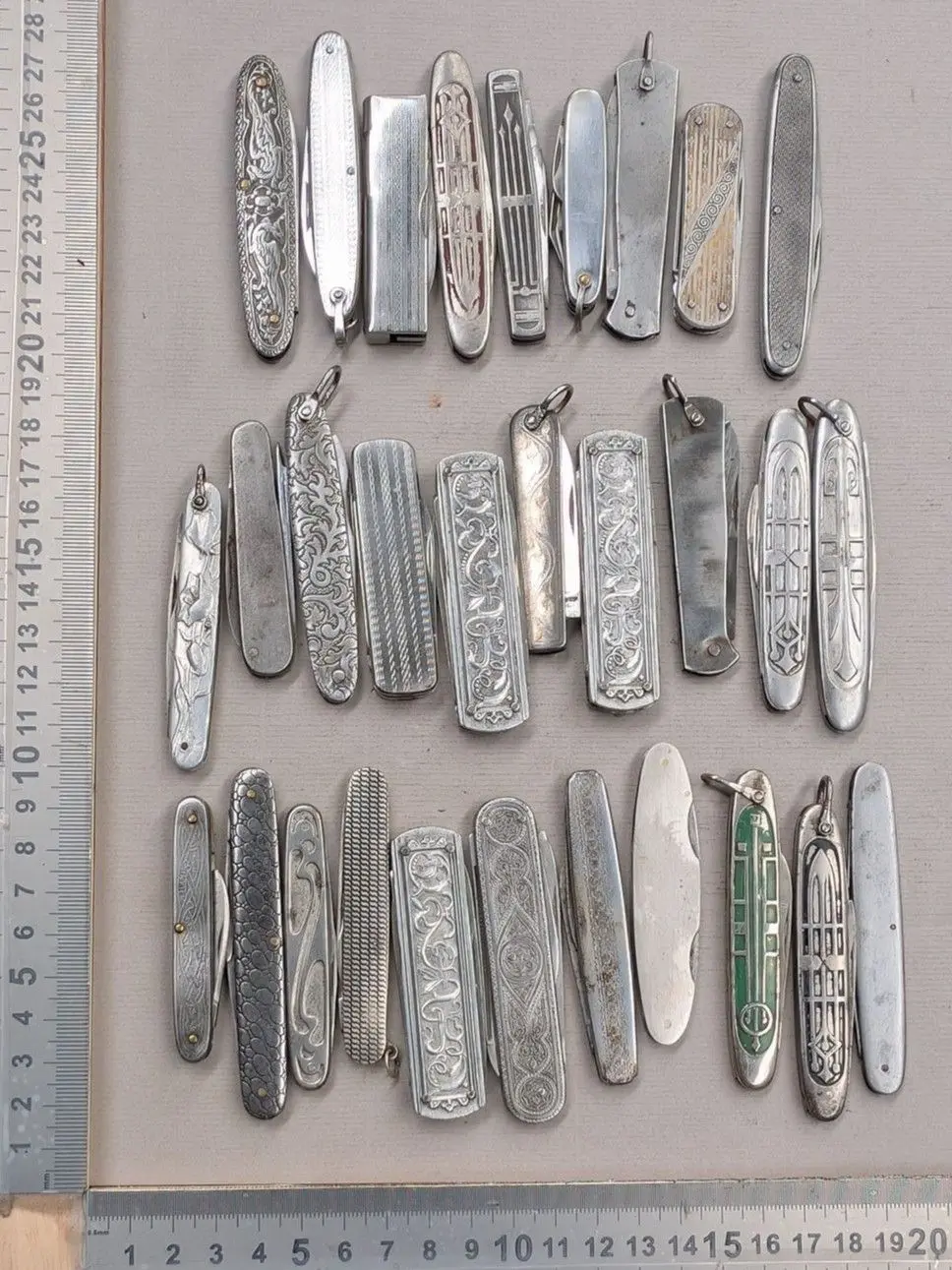 Set of 30 antique silver-plated pocket knives from 1900—see photos