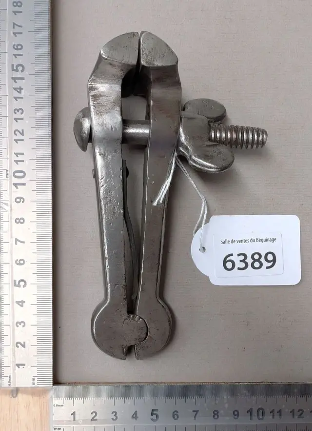 1 pair of wrought-iron watchmaker's hand vises—see photos for dimensions