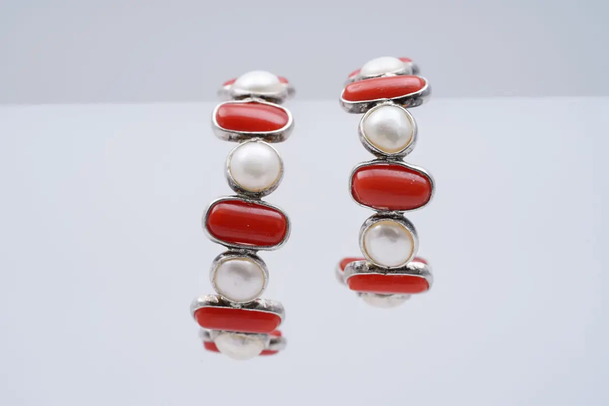 (3304) EARRINGS SILVER 925 / 1000 CORAL PEARLS