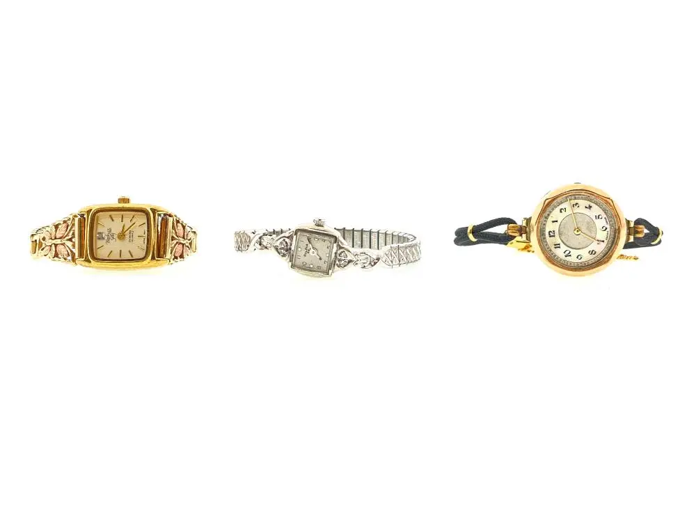 LOT OF 3 ASSORTED VINTAGE LADIES WATCHES INCLUDING GOLD