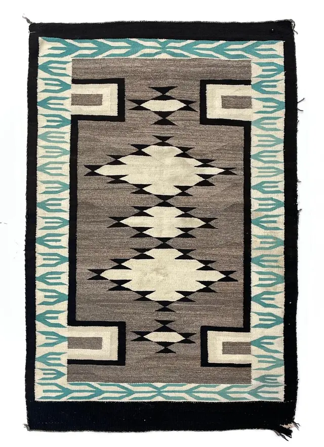 NAVAJO REGIONAL WEAVING / RUG