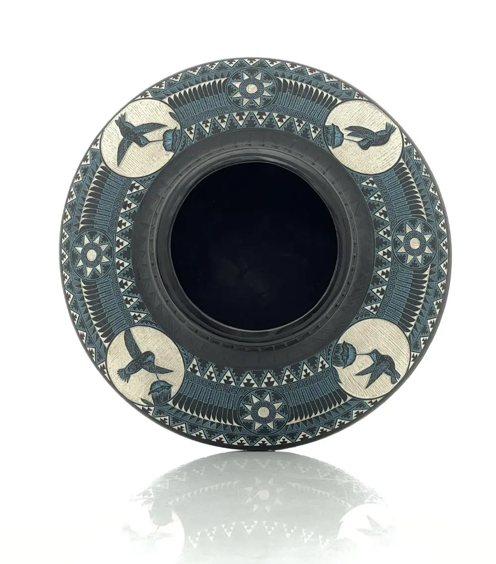MARVIN BLACKMORE NAVAJO ETCHED HUMMINGBIRD JAR