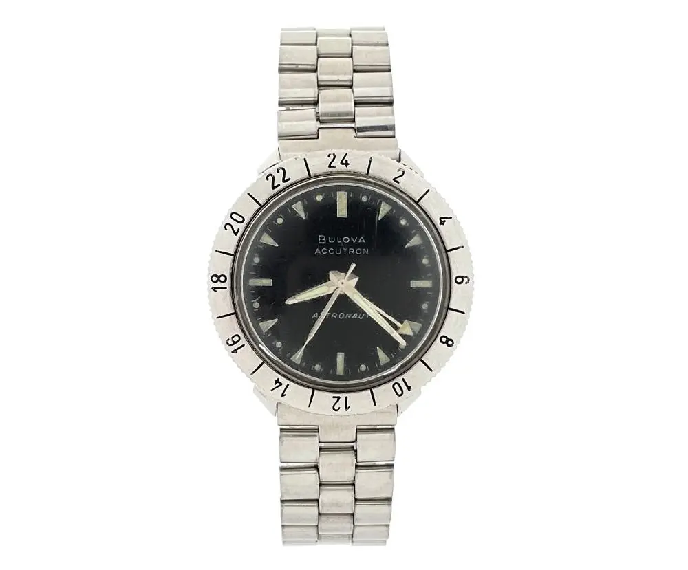 BULOVA ACCUTRON ASTRONAUT 214 GMT STAINLESS STEEL WATCH
