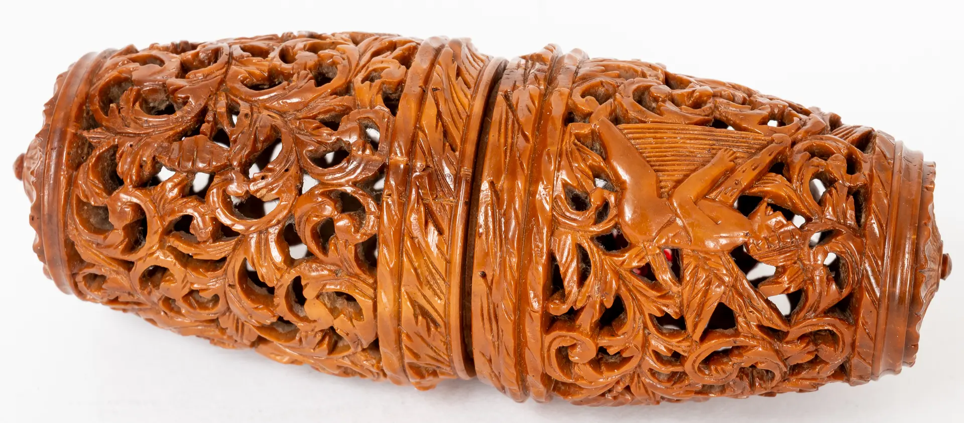 Lot 339: FINELY CARVED CASE MADE FROM A COROZO NUT