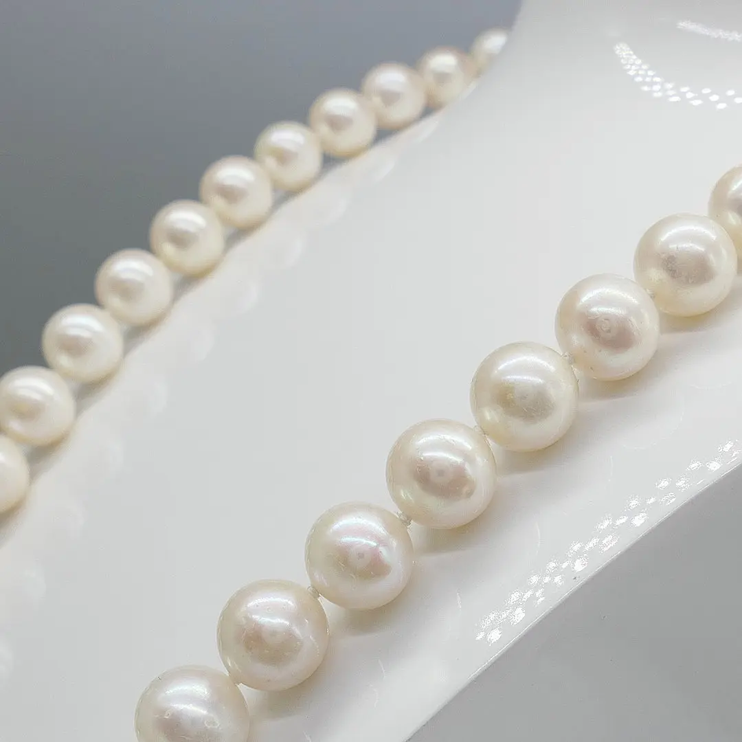 PEARL NECKLACE.