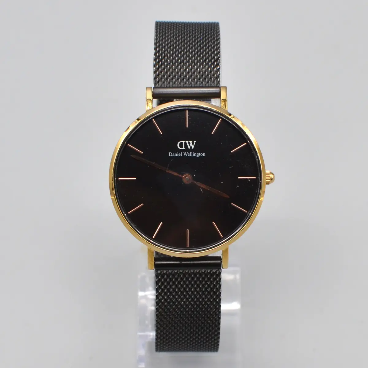 DANIEL WELLINGTON SWITZERLAND. TIMEPIECE, MINIMALISTISCHE DAMENUHR
