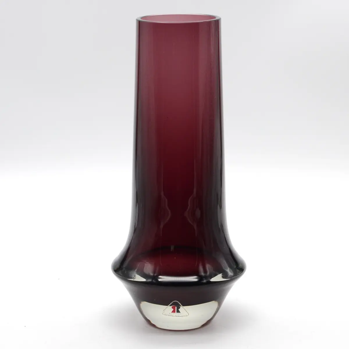 TAMARA ALADIN. VASE, MODELL 1378, STUDIOGLAS, ZWEIFARBIG, FÜR RIIHIMAEN