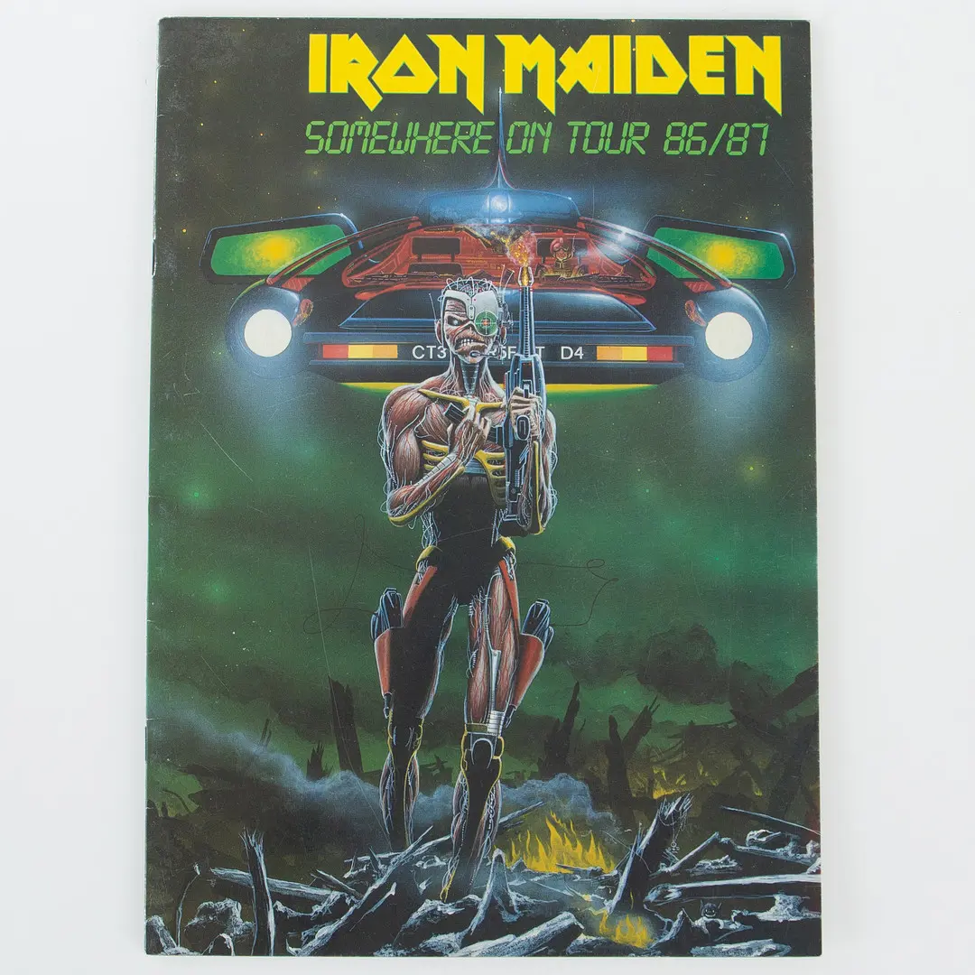IRON MAIDEN FOTO/TURNÉPROGRAM, SOMEWHERE ON TOUR 86/87.