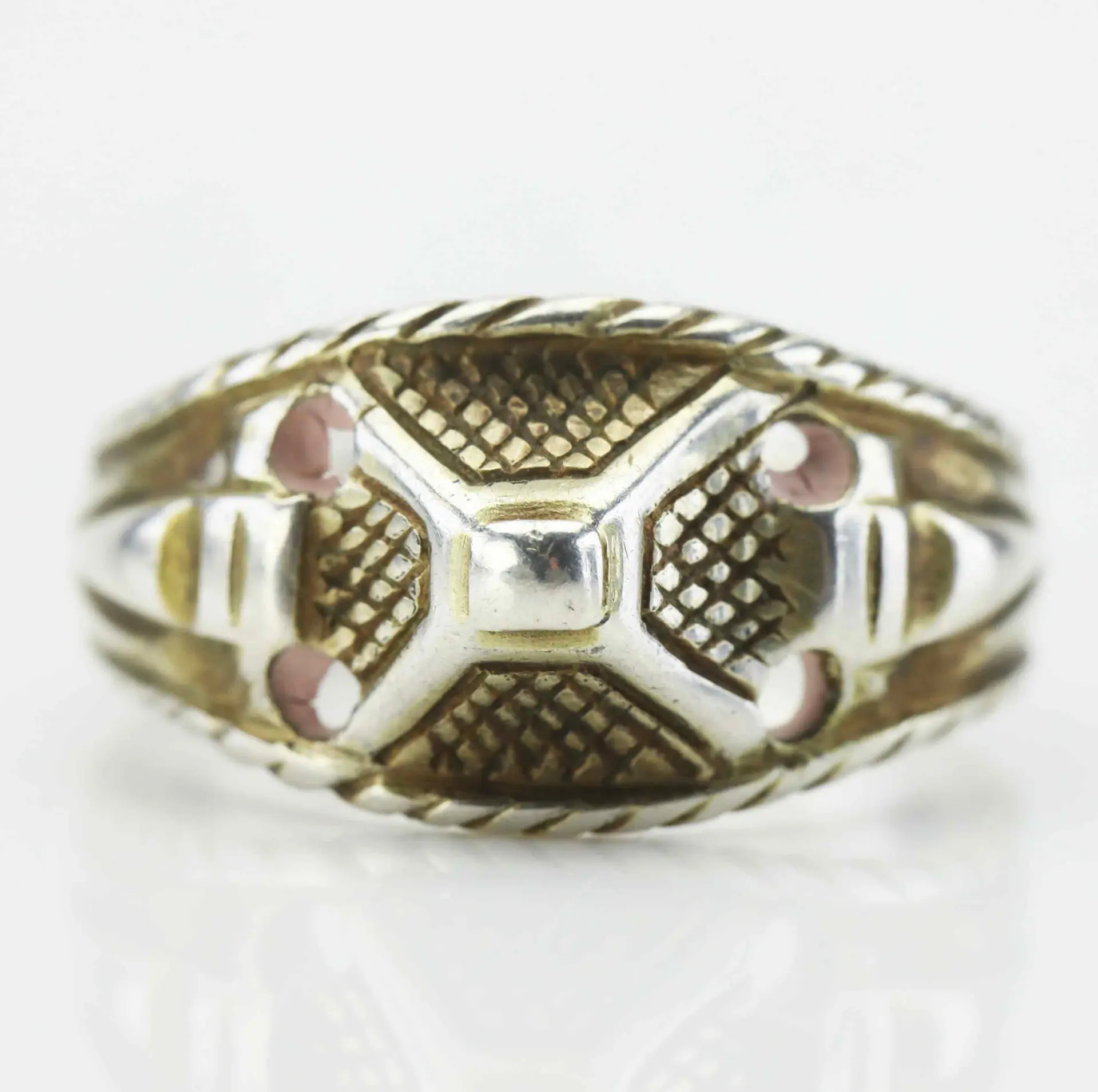 RING, sk "knoppring/knappring", förgyllt silver, Delsbo, Hälsingland
