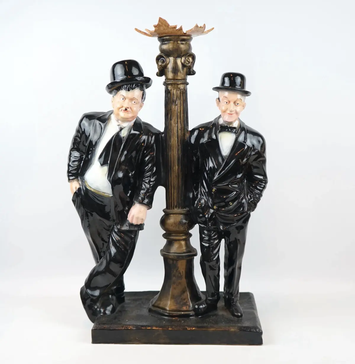 Sculture, materiali artistici, ''Helan & Halvan''.