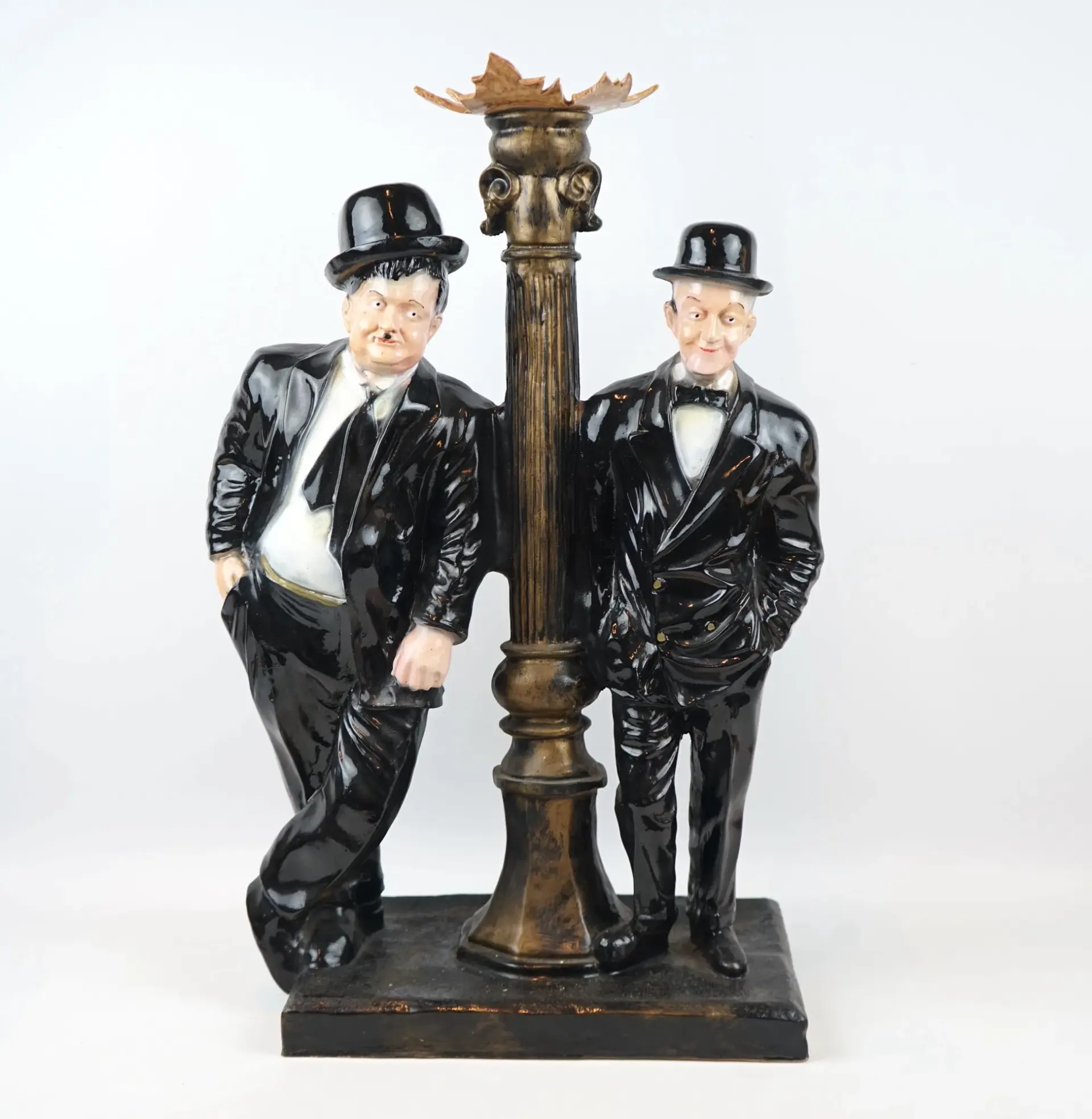 Sculture, materiali artistici, ''Helan & Halvan''.