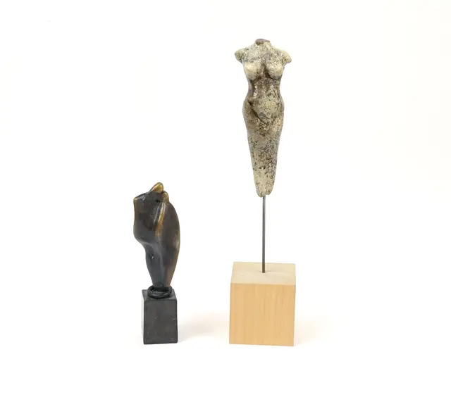 Agneta Gynning e Görel Collin, sculture, 2 pezzi, bronzo/ceramica.