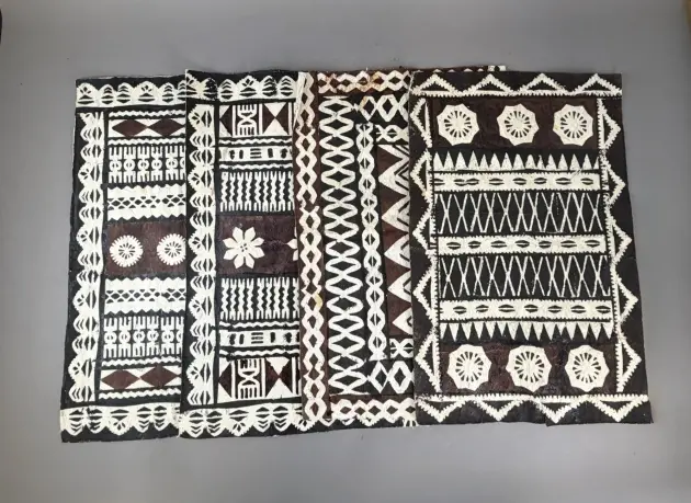 ÄKTA TAPA-TYG "Vatulele Tapa" Fiji- Signerat, stämplat, 4 st