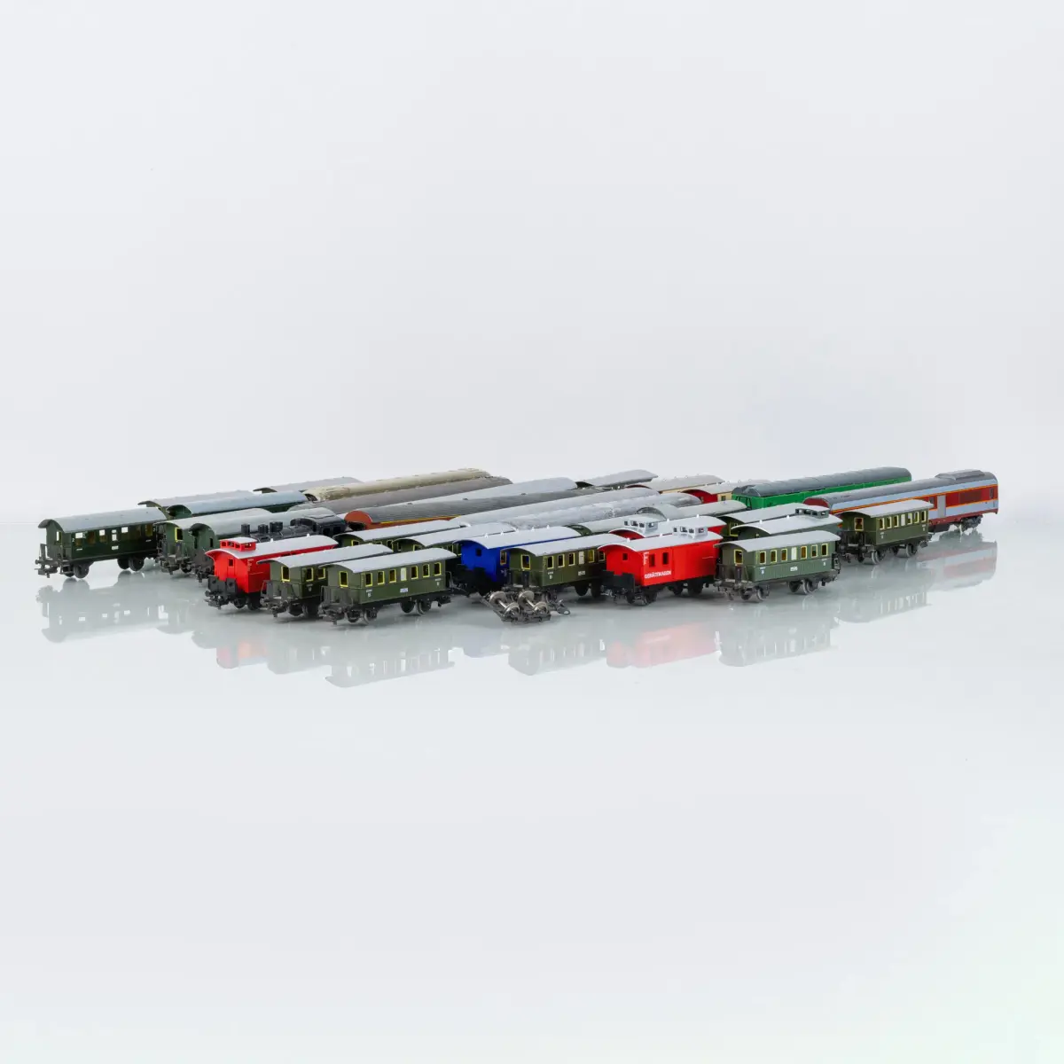 CARRI DI COLLEZIONE, 32 parti, per lo più Märklin