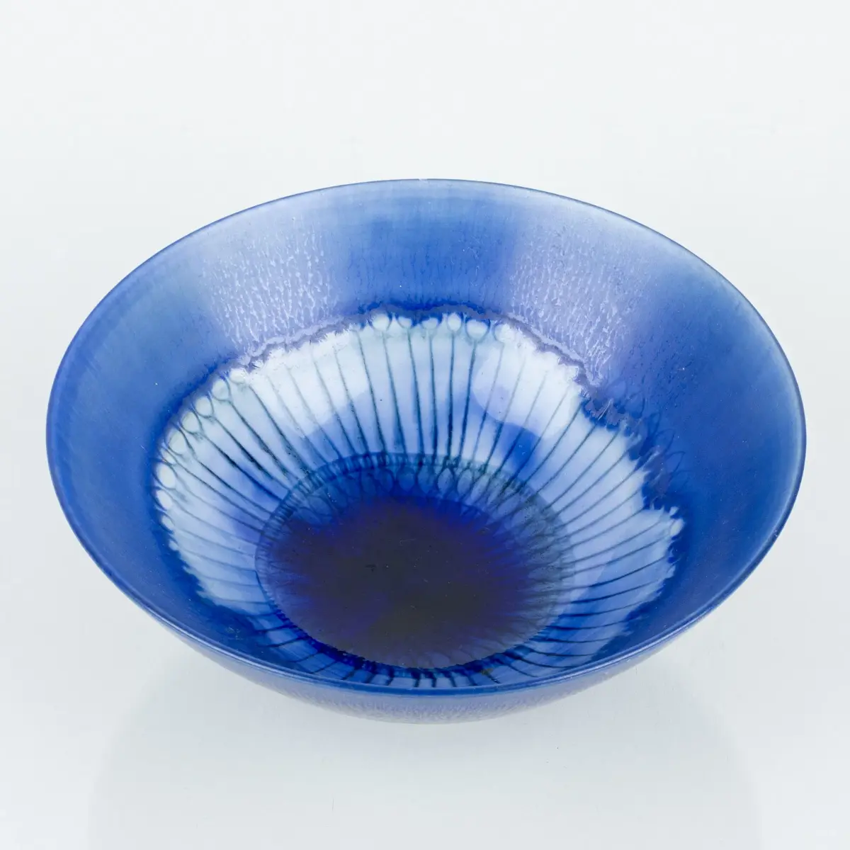 HERTHA BENGTSSON, una ciotola di ceramica, Rörstrand