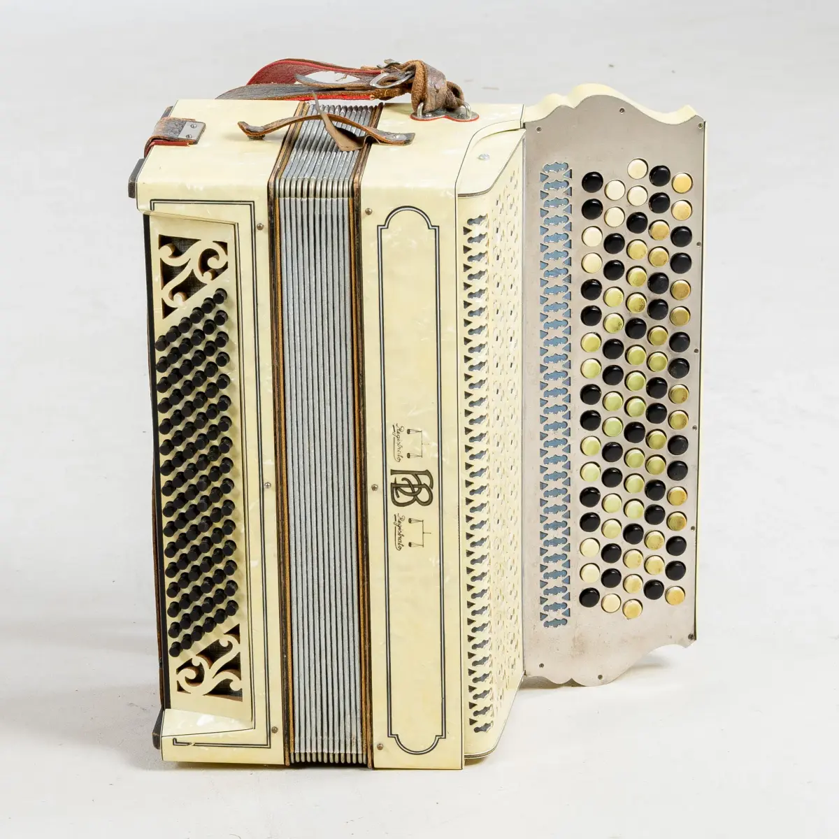 ACCORDION, Registrato, Italia