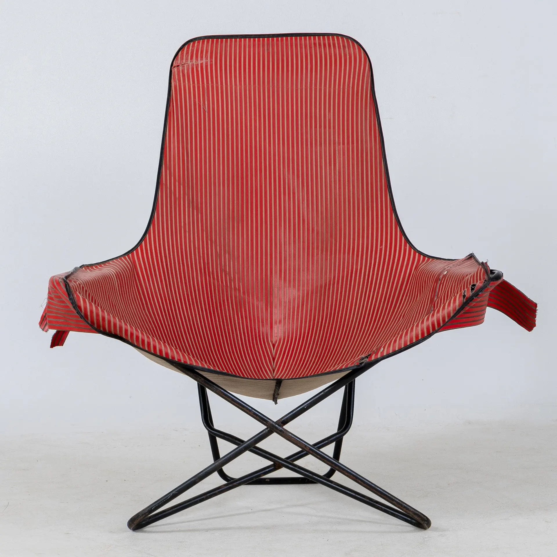 Ritirato da un cliente 4/8 LOUNGE CHAIR, ferro battuto, anni '50/'60