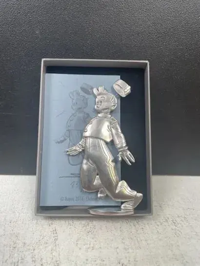 SPIROU (Yves Chaland) - Pewter figurine: Spirou Running (Les - Lot 300