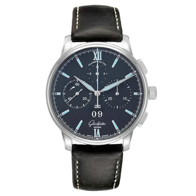 Senator Panorama (Reference 1-37-01-03-02-35). A 42mm stainless steel