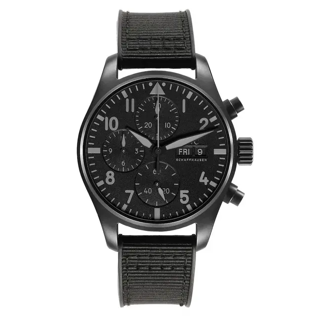 Pilots Chronograph Top Gun (Reference IW388106). A 41mm Ceratanium