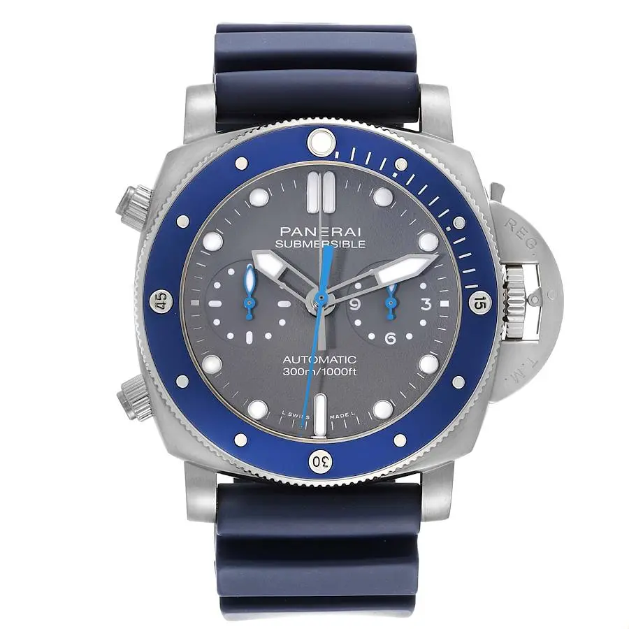 Luminor Submersible (Reference PAM00982). A 47mm titanium automatic
