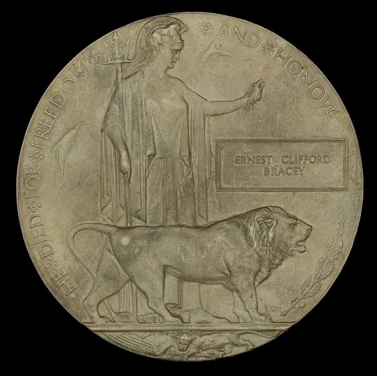 The Great War Memorial Plaque to Second Lieutenant E. C. Bracey, 1/5th