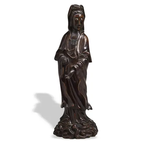A GOOD SILVER-INLAID BRONZE FIGURE OF GUANYIN QING DYNASTY, ...
