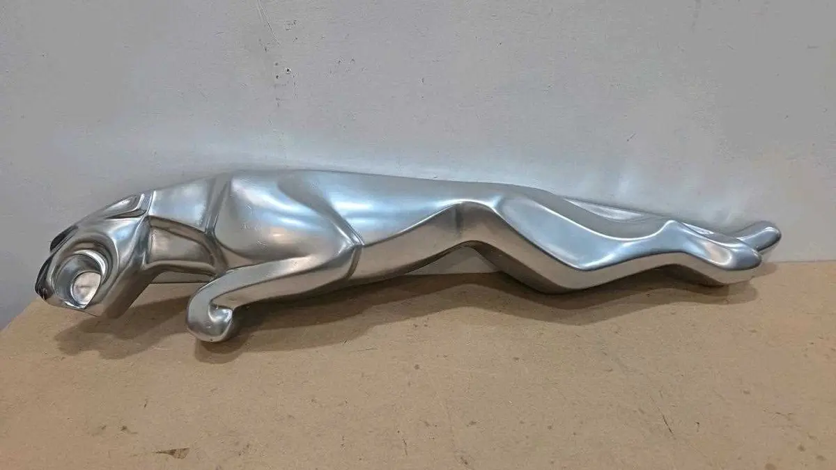 JAGUAR SHOWROOM DISPLAY SIGN, IN CHROME EFFECT PAINT