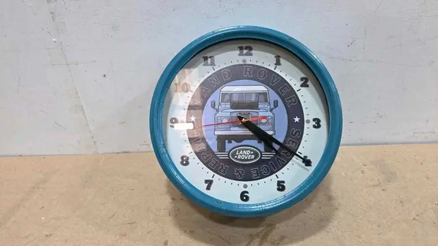 LAND ROVER STYLE WALL CLOCK