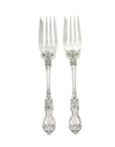 (2) R. Wallace & Sons Mfg. Co. "La Reine" Sterling Silver Forks - 2.545 ozt.