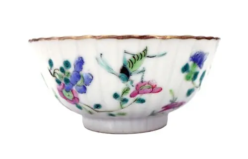 Chinese Qing Dynasty Famille Rose Porcelain Bowl