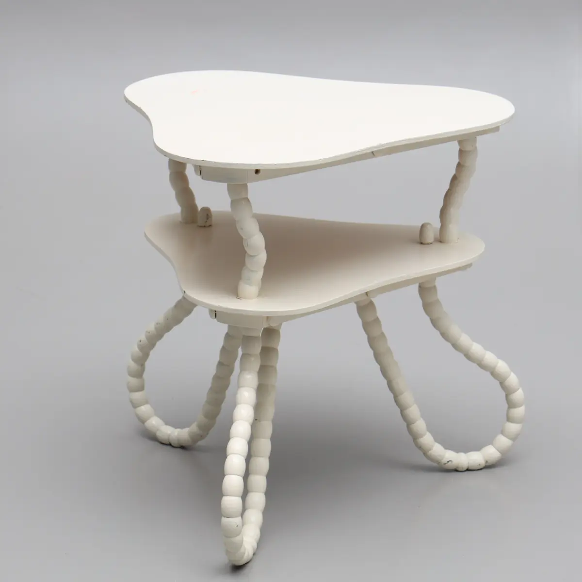 SIDOBORD, vitmålat, 1900-tal.