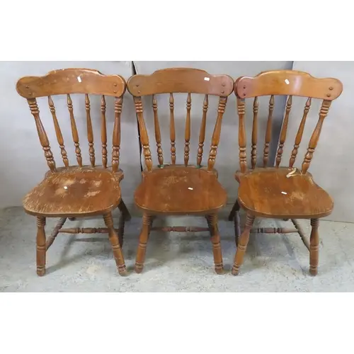 Set of 3 Traditional Kitchen Chairs, turned supports approx....