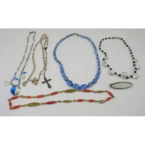 Vintage/Antique Jewellery incl. necklaces, faceted star shap...