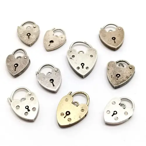 10 x silver heart padlock clasps - total weight 20g