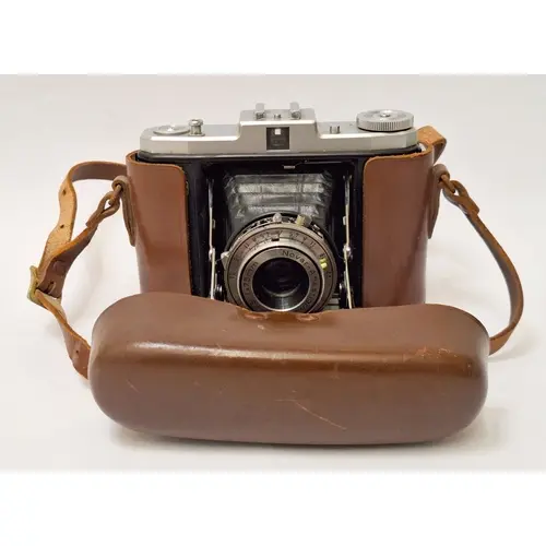 Zeiss Ikon 35mm Bellows Camera with leather case