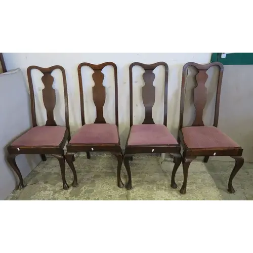 Set of 4 Queen Anne Style Mahogany Dining Chairs, vase shape...