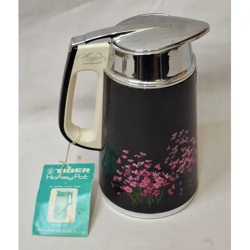 Vintage Tiger Honeypot Vacuum pitcher jug with tag approx. 2...