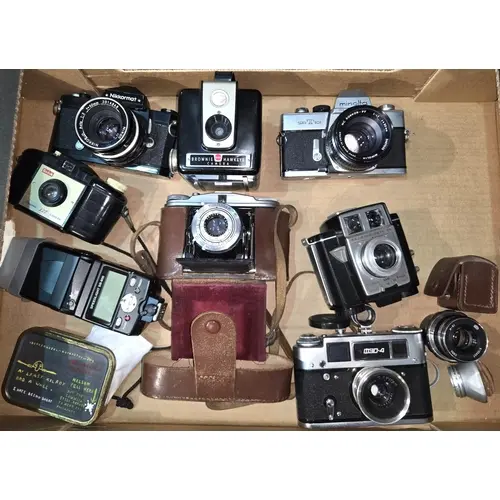 A FED 4 Soviet 35mm camera, similar lens, vintage Nikkormat,...