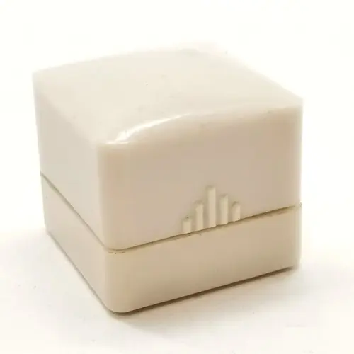 Art Deco bakelite white ring box for Hawkins Newport Pagnell...