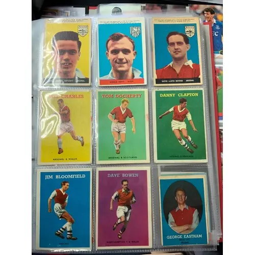 Arsenal Football Card Collection: Not to be missed comprehen...