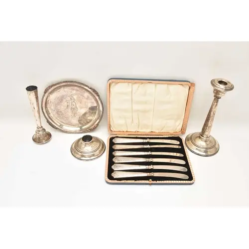 AN ASSORTMENT OF SILVER AND WHITE METAL, to include a pair o...
